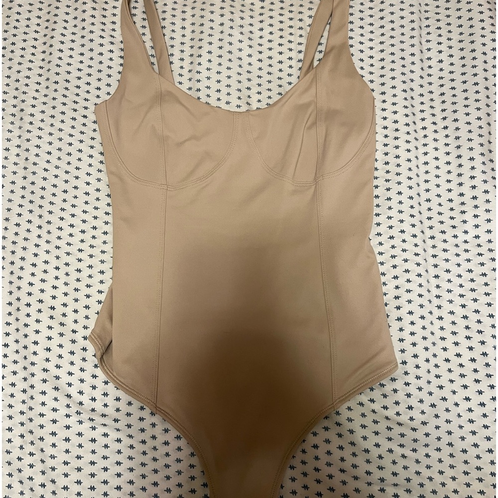 ABERCOMBIE & FITCH BODY SUIT